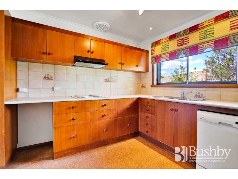 2/16 Diana Court, Riverside TAS 7250