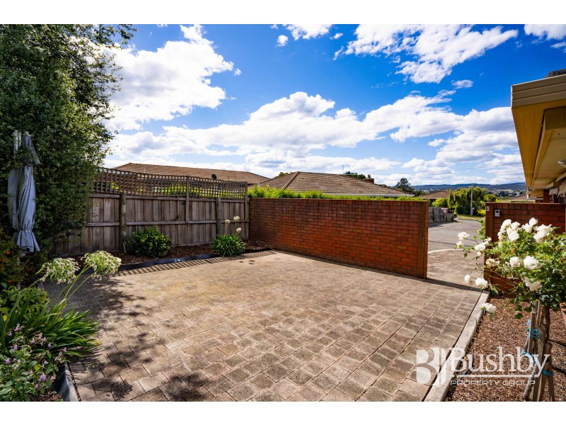 2/16 Diana Court, Riverside TAS 7250