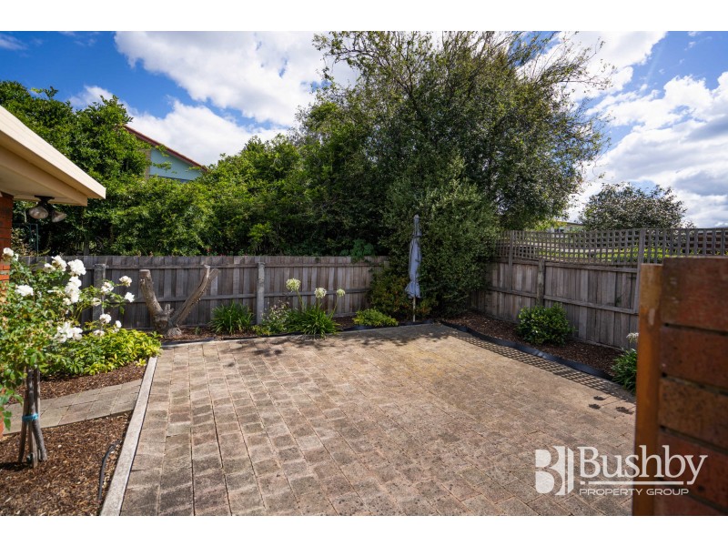 2/16 Diana Court, Riverside TAS 7250