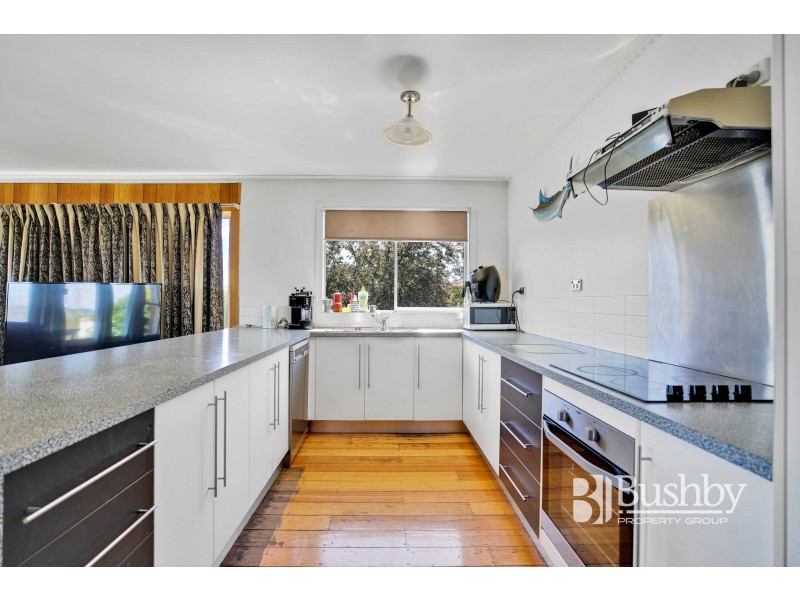 11 Plumer Street, Mowbray TAS 7248