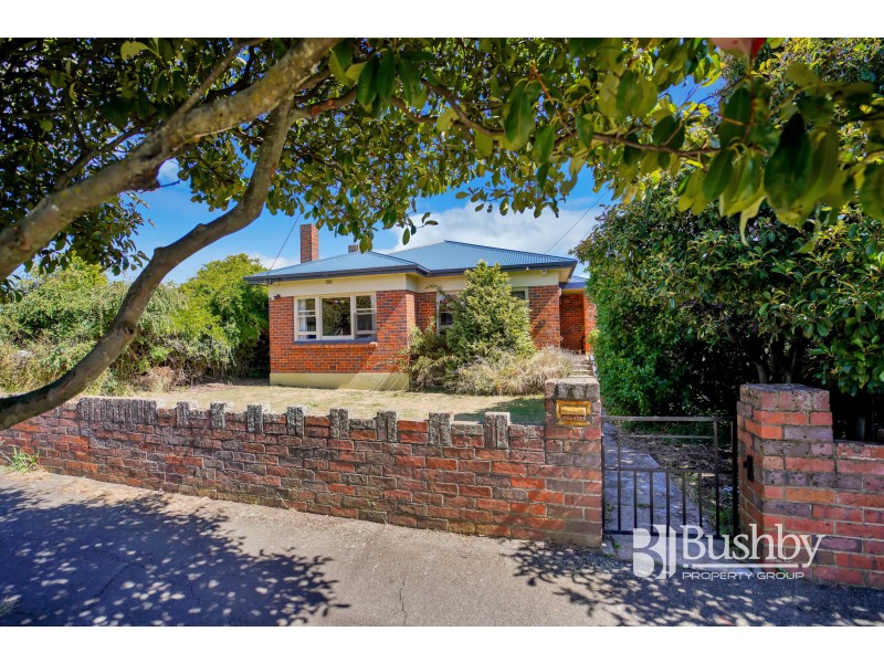 11 Plumer Street, Mowbray TAS 7248
