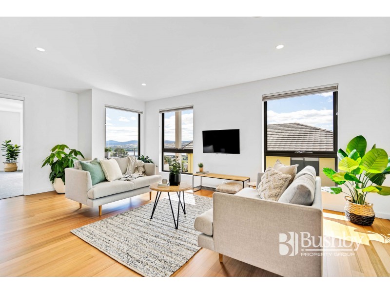 5 Jacqueline Place, Riverside TAS 7250