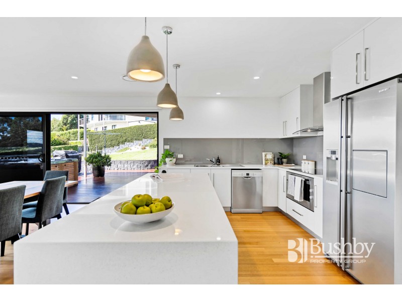 5 Jacqueline Place, Riverside TAS 7250