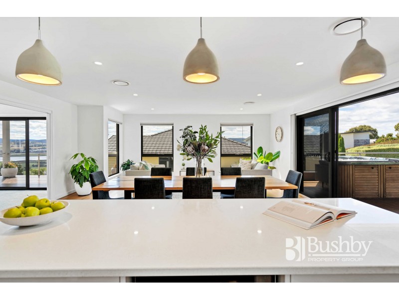 5 Jacqueline Place, Riverside TAS 7250