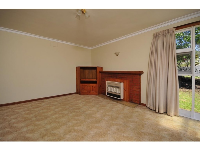 19 Dandenong Road, Trevallyn TAS 7250