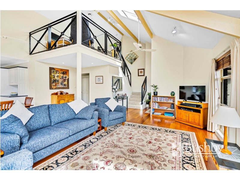 11 Clearview Avenue, Trevallyn TAS 7250