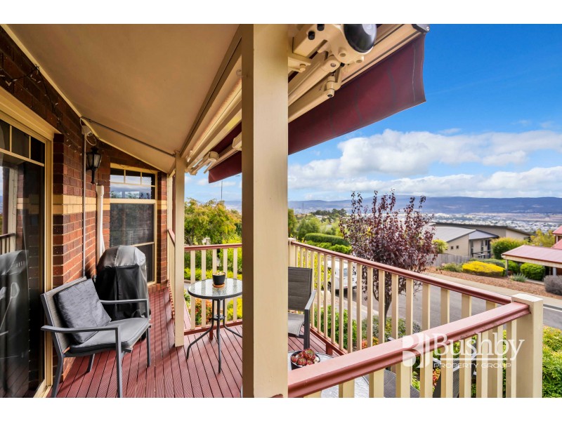 11 Clearview Avenue, Trevallyn TAS 7250