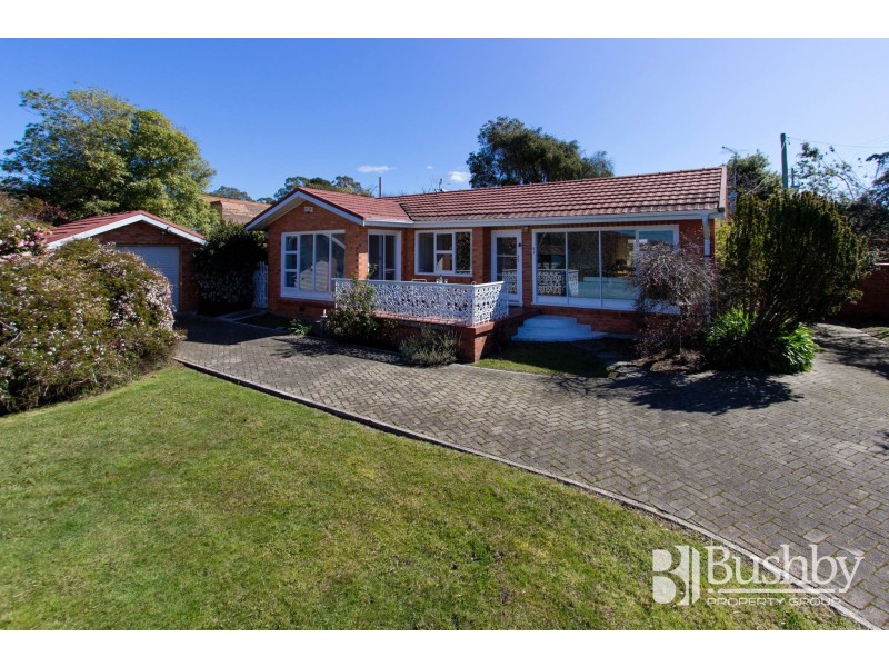 51 Beach Road, Gravelly Beach TAS 7276
