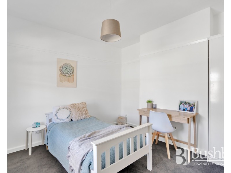 70 Tompsons Lane, Newnham TAS 7248
