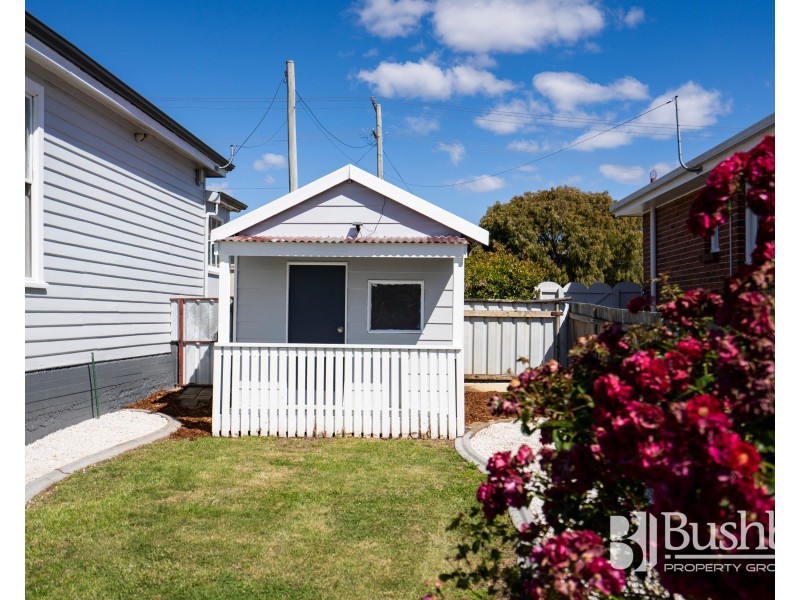 70 Tompsons Lane, Newnham TAS 7248
