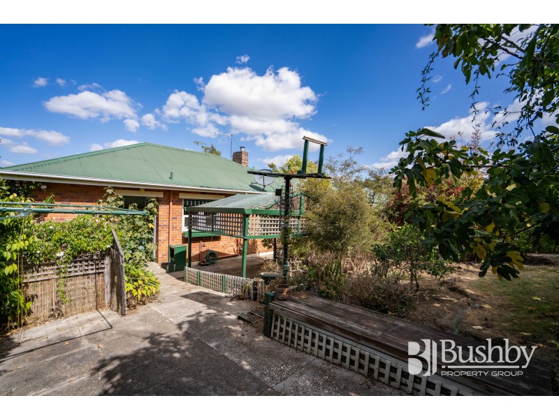 25 Robin Street, Newstead TAS 7250