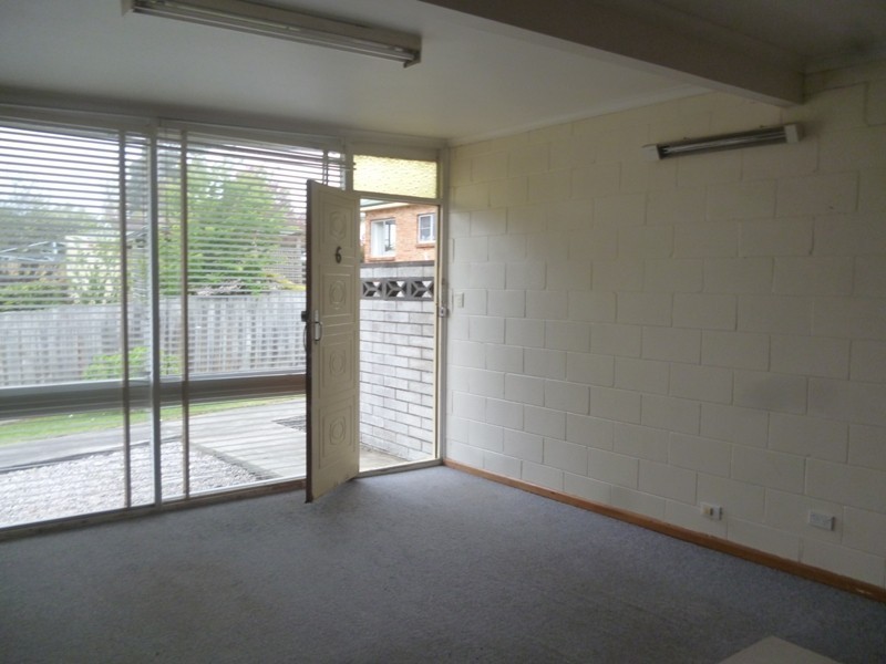 6/10 Notley Street, Newnham TAS 7248