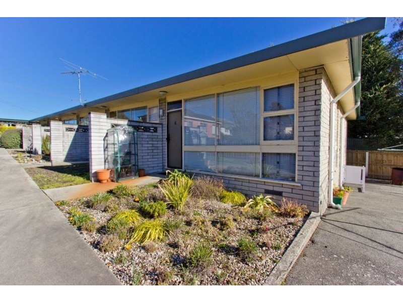 6/10 Notley Street, Newnham TAS 7248