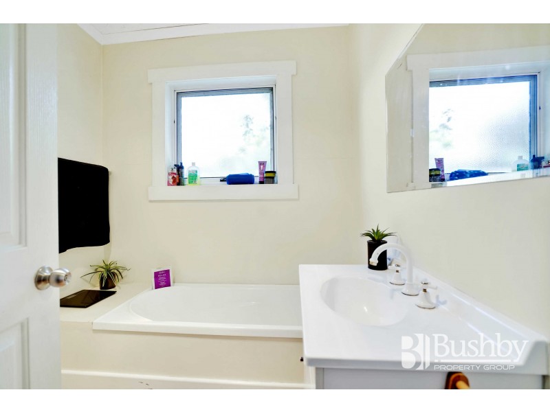 6 Betsy Street, Mowbray TAS 7248