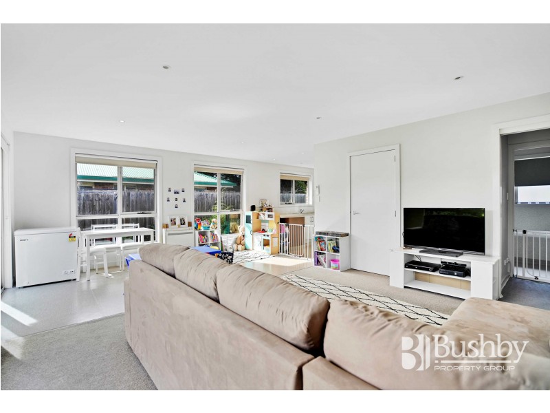 2/4 Verdun Street, Mowbray TAS 7248
