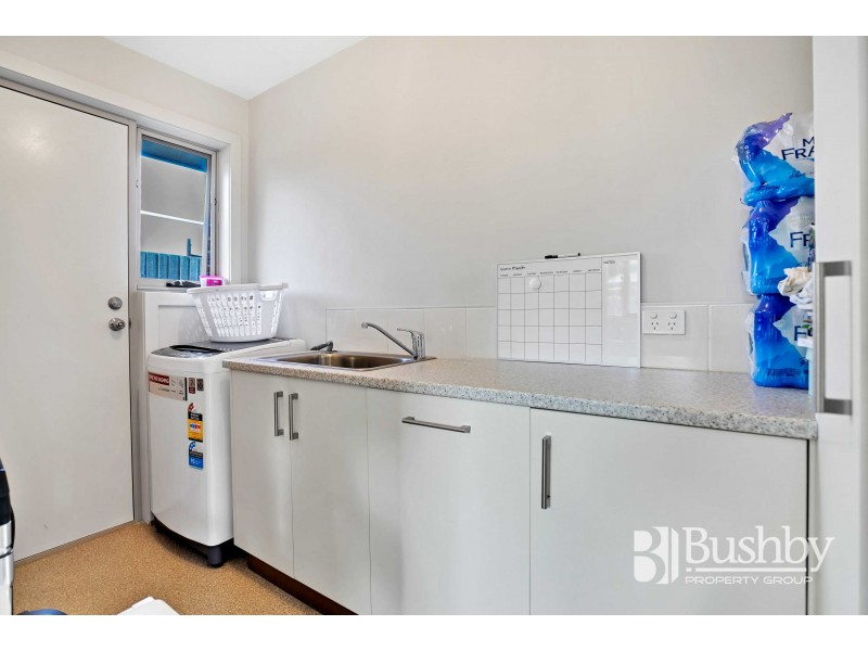 2/4 Verdun Street, Mowbray TAS 7248