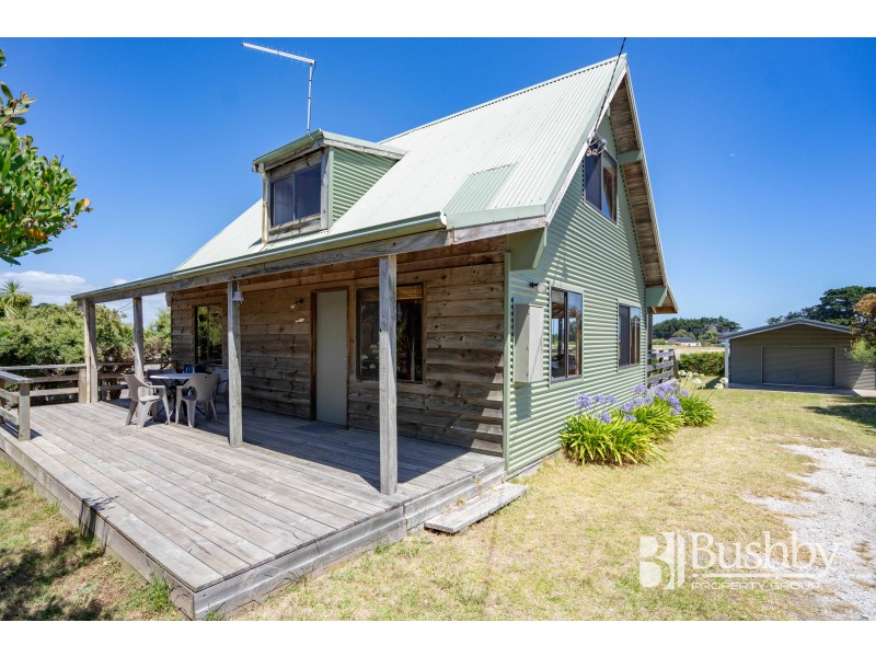 27 Gunn Parade, Low Head TAS 7253