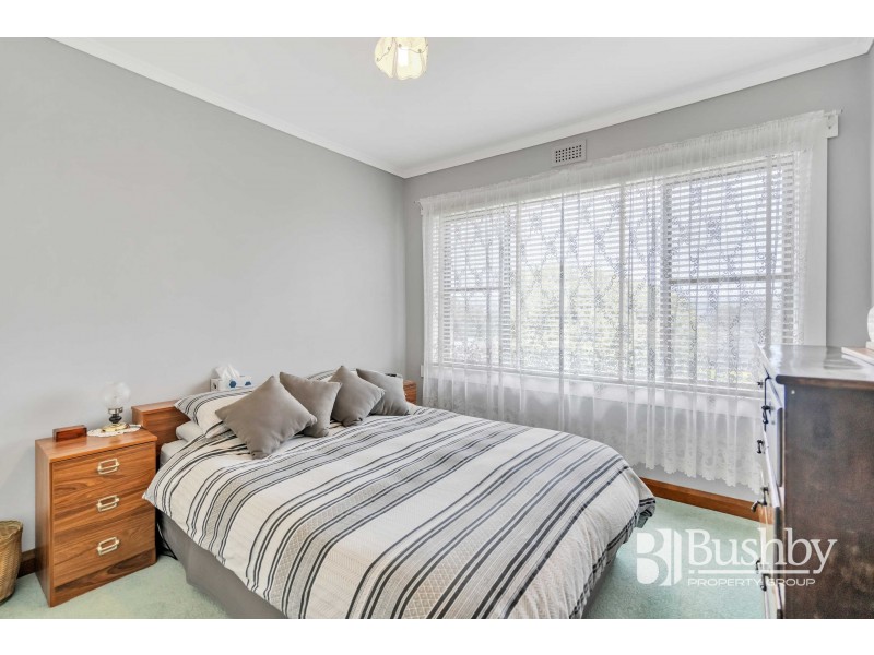 34 Alanvale Rd, Newnham TAS 7248
