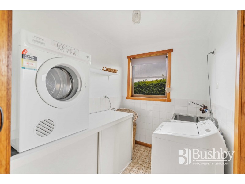 34 Alanvale Rd, Newnham TAS 7248