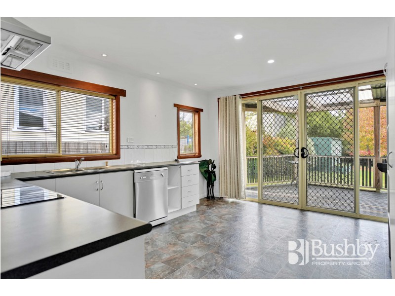 10 Freeland Crescent, Riverside TAS 7250
