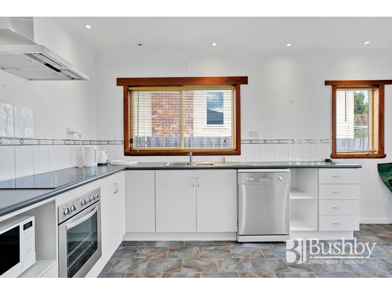 10 Freeland Crescent, Riverside TAS 7250