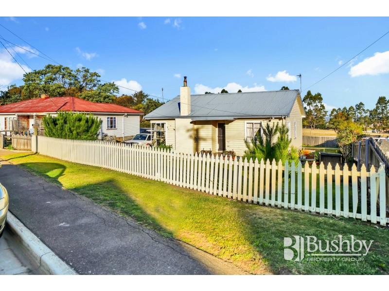18 Hume Street, Mayfield TAS 7248