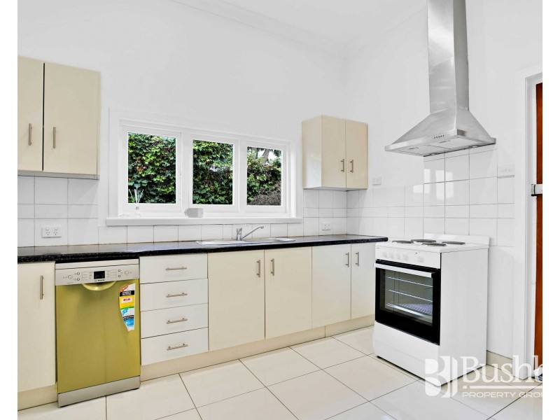 16 Hillside Crescent, West Launceston TAS 7250