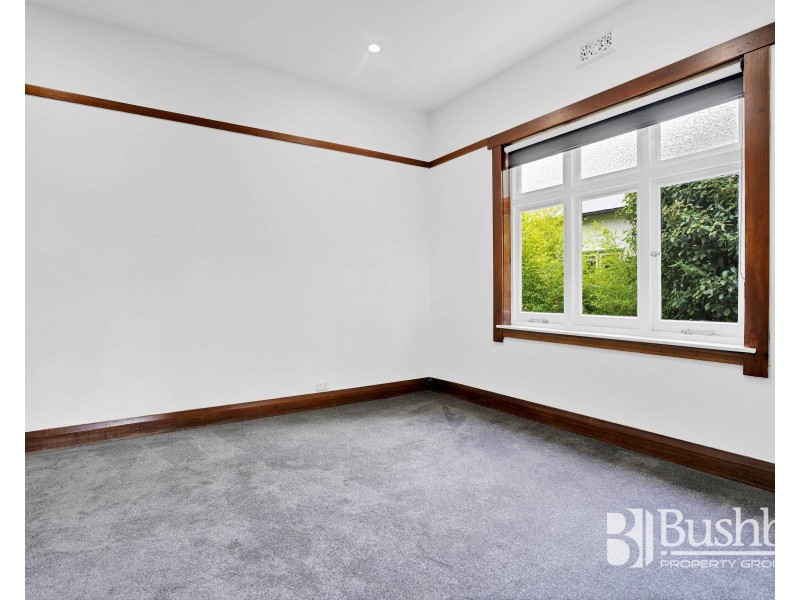 16 Hillside Crescent, West Launceston TAS 7250