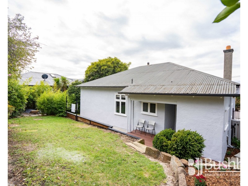 16 Hillside Crescent, West Launceston TAS 7250