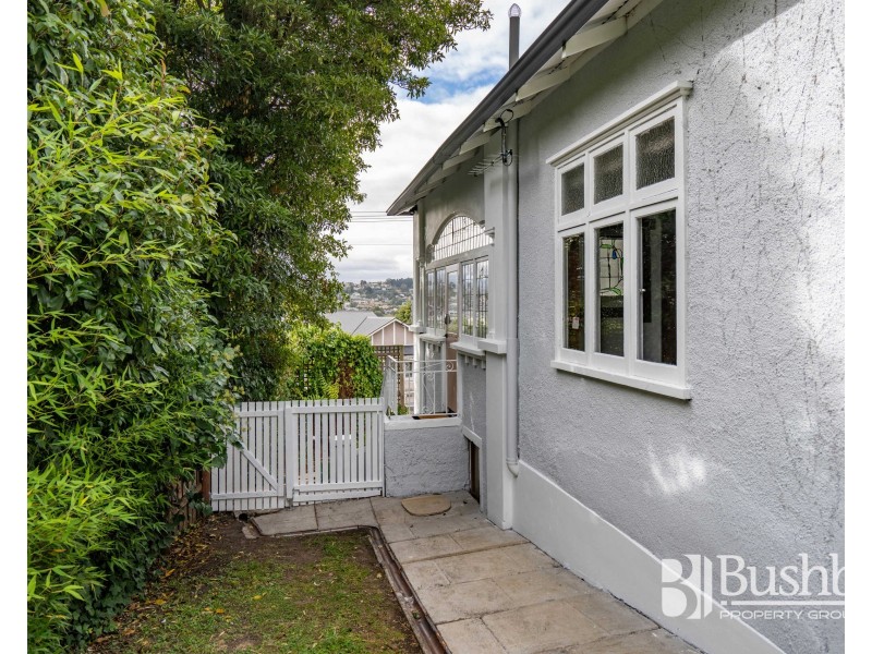 16 Hillside Crescent, West Launceston TAS 7250