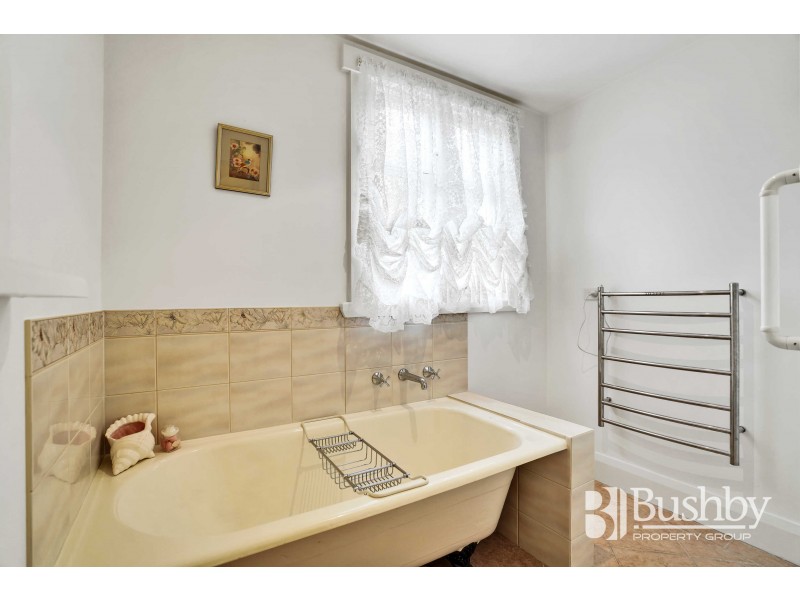 2 Kenyon Street, Newstead TAS 7250