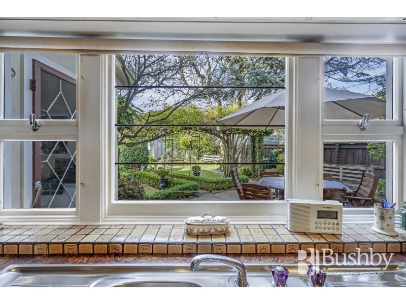 4 Newstead Crescent, Newstead TAS 7250