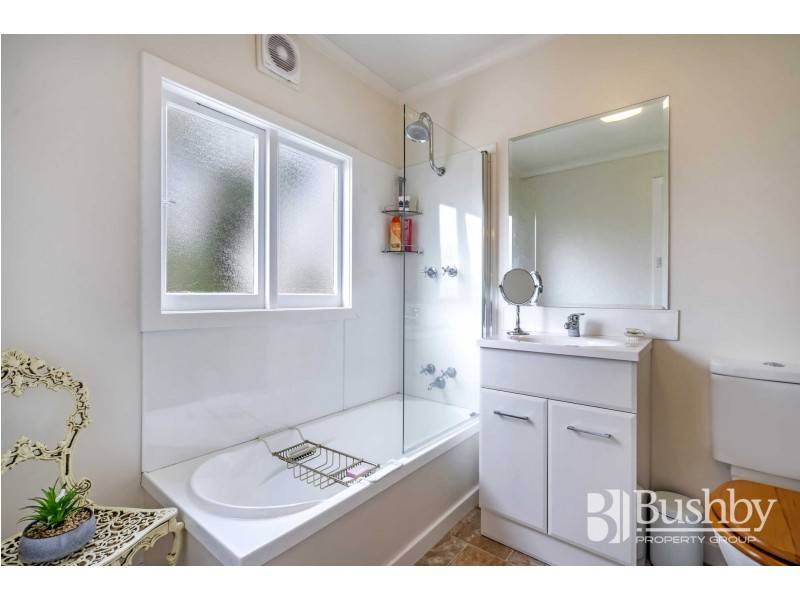 4 Newstead Crescent, Newstead TAS 7250