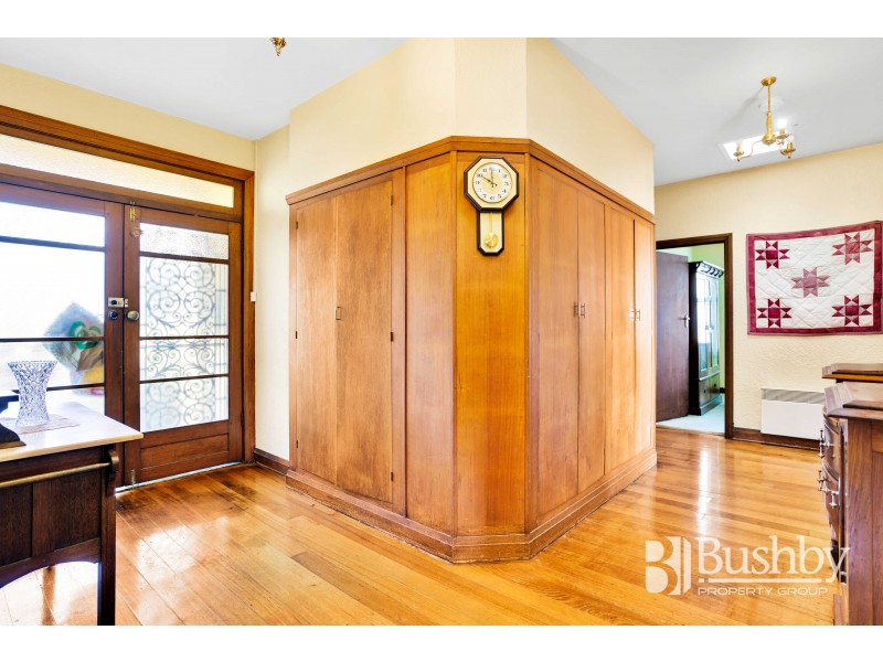 24 Delamere Crescent, Trevallyn TAS 7250