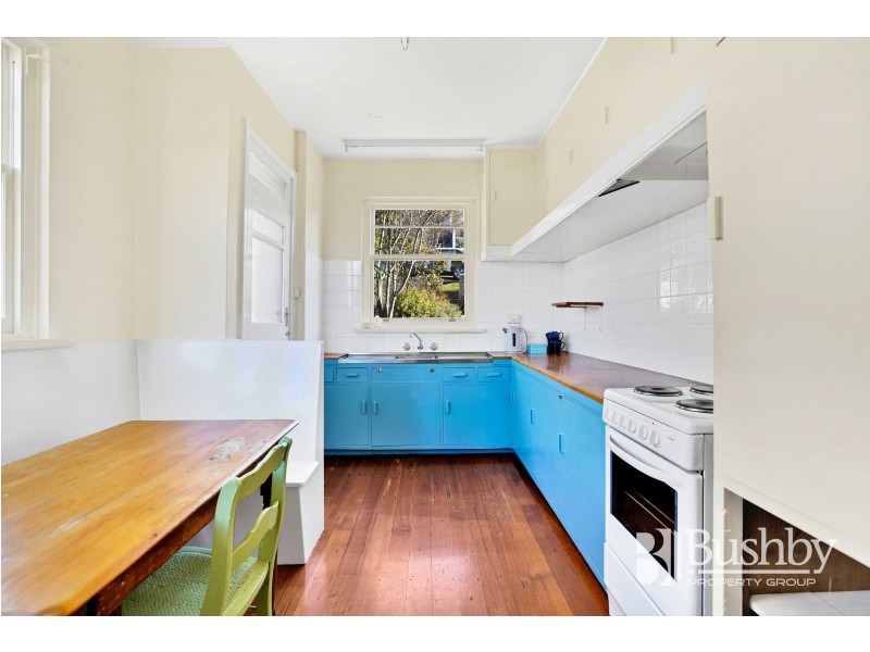 24 Delamere Crescent, Trevallyn TAS 7250