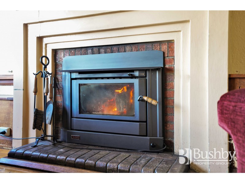 24 Delamere Crescent, Trevallyn TAS 7250