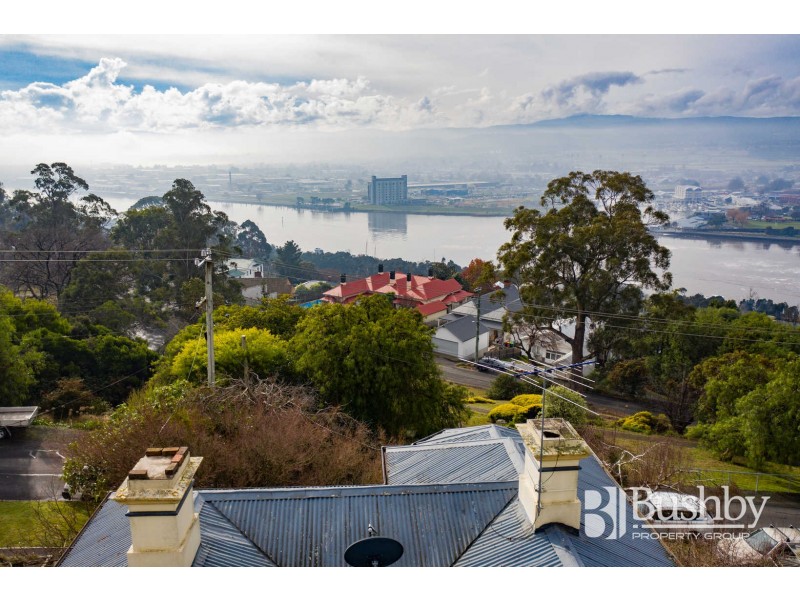 7 South Bank, Trevallyn TAS 7250