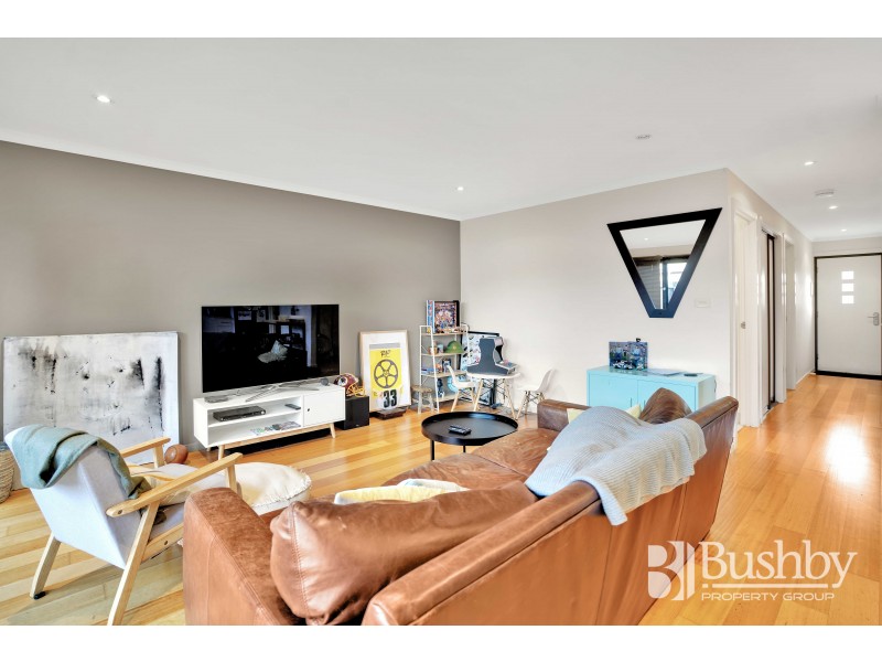 2/4 Bryan Street, Invermay TAS 7248