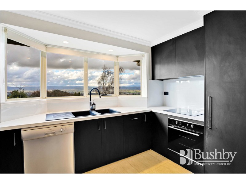 4 Tennyson Drive, Riverside TAS 7250