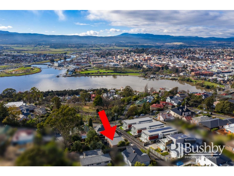 2/2 Wattle Way, Trevallyn TAS 7250