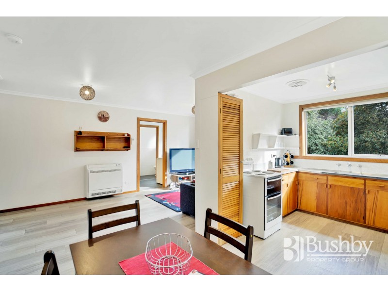 2/2 Wattle Way, Trevallyn TAS 7250