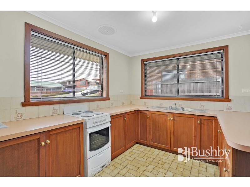 63 Rowland Crescent, Summerhill TAS 7250