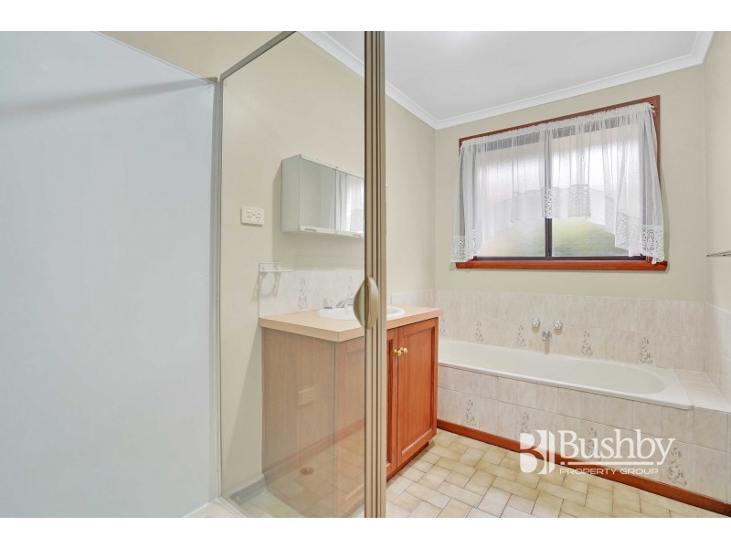 63 Rowland Crescent, Summerhill TAS 7250