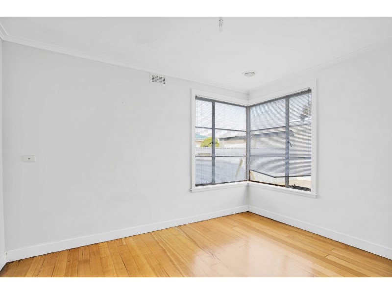 11 Luck Street, Mowbray TAS 7248