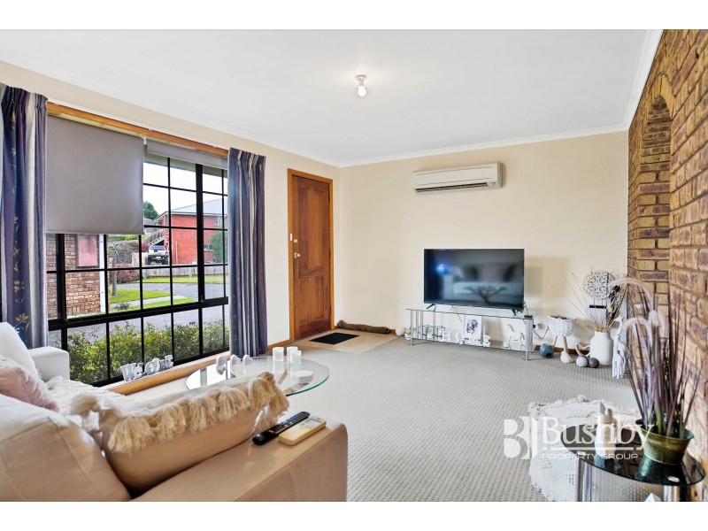2/32 Camira Street, Newnham TAS 7248