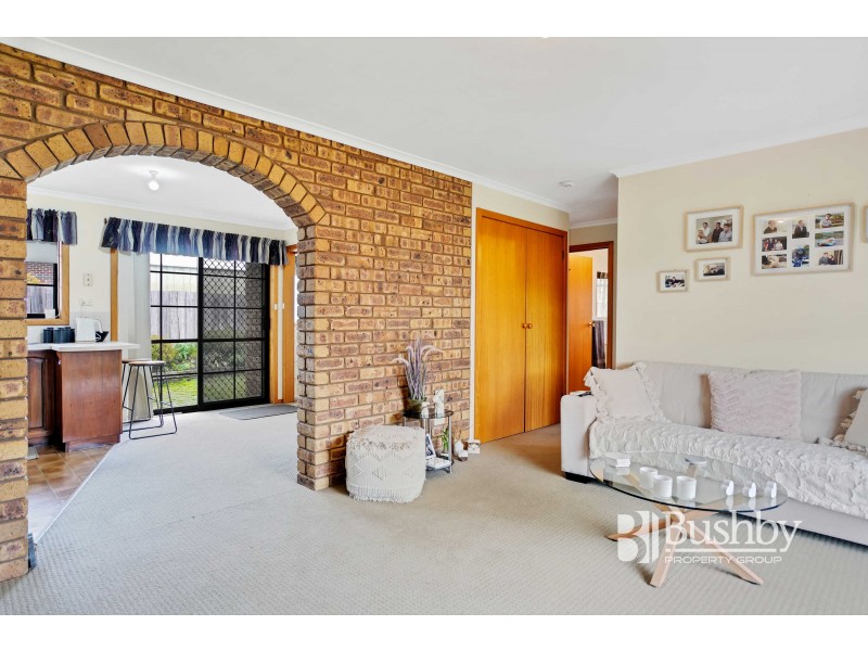 2/32 Camira Street, Newnham TAS 7248