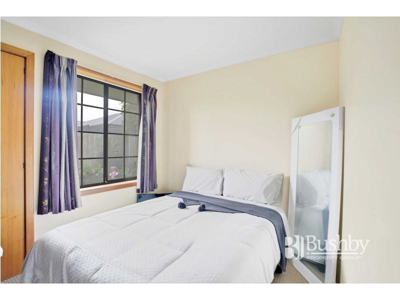 2/32 Camira Street, Newnham TAS 7248