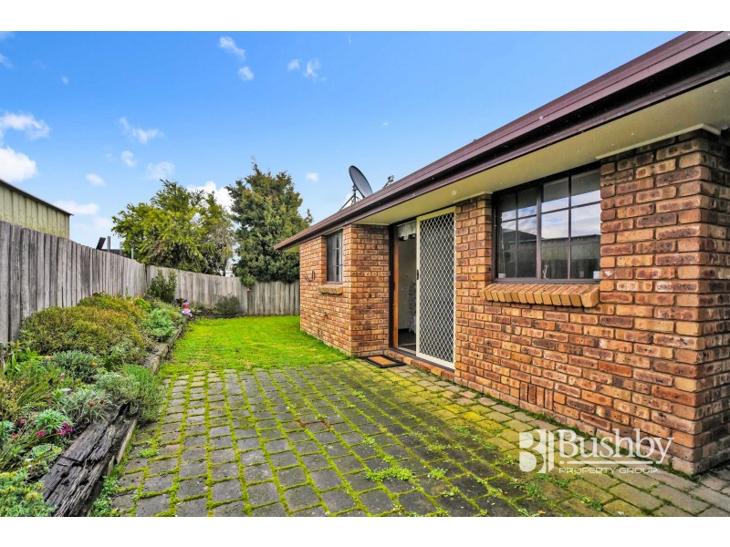 2/32 Camira Street, Newnham TAS 7248