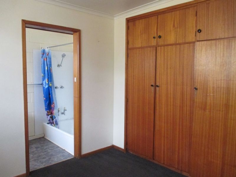 2/10 Notley Street, Newnham TAS 7248