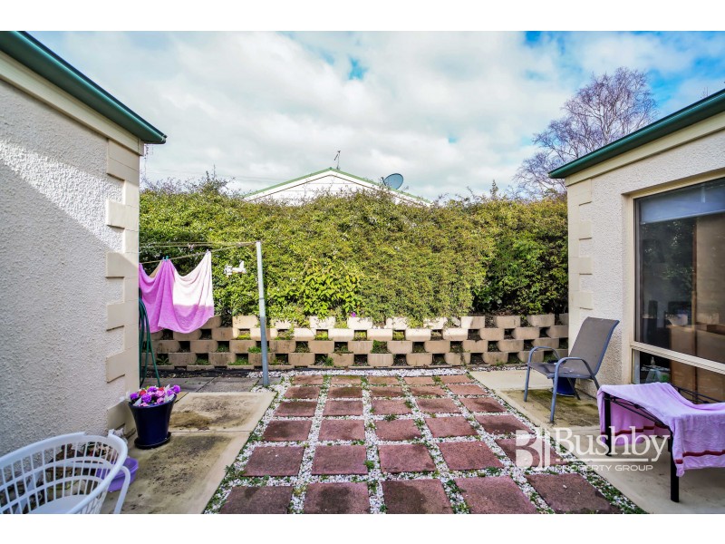 2/63 Pitt Avenue, Riverside TAS 7250
